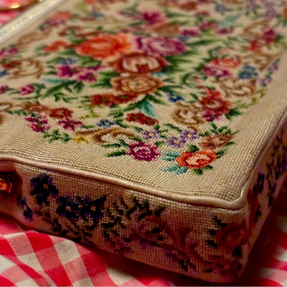 Original VTG 1950s Tapestry Handbag with ORIG Hand Mirror - Picture 3 of 13